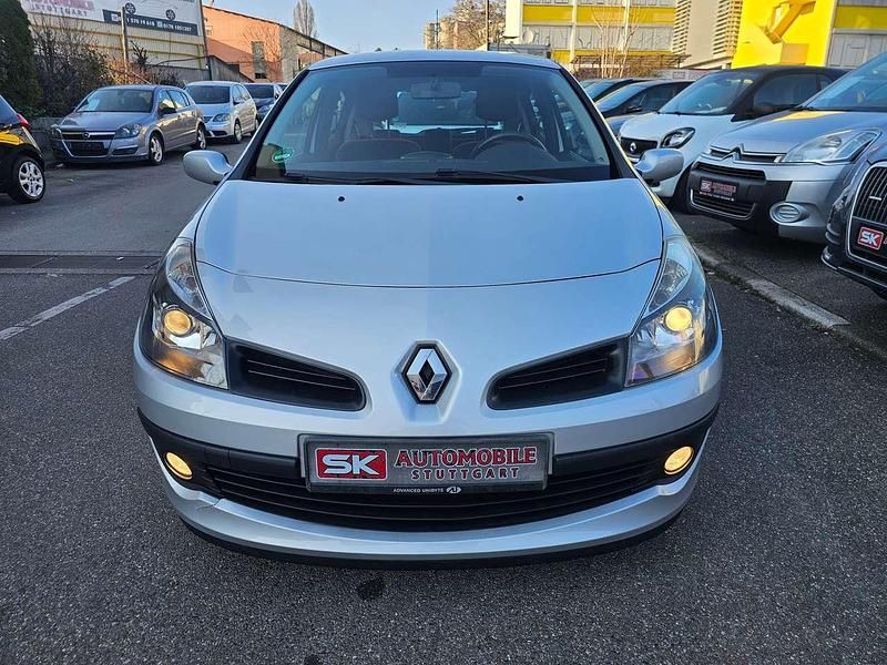 Gebraucht Renault Clio II Rip Curl 101 PS (74 kW) 2007 Platingrau Kleinwagen