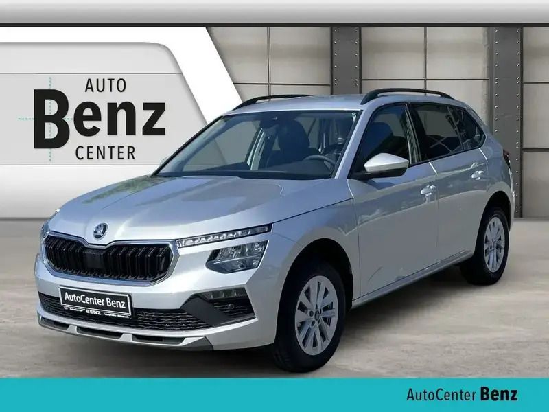 Silber Neu 2025 Skoda Kamiq Selection SUV | 27.390 € (Superpreis) - Bild 1/4