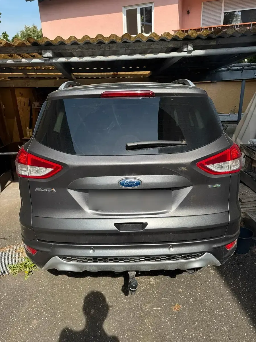 Gebraucht Ford Kuga 150 PS (110 kW) 2015 Grau SUV