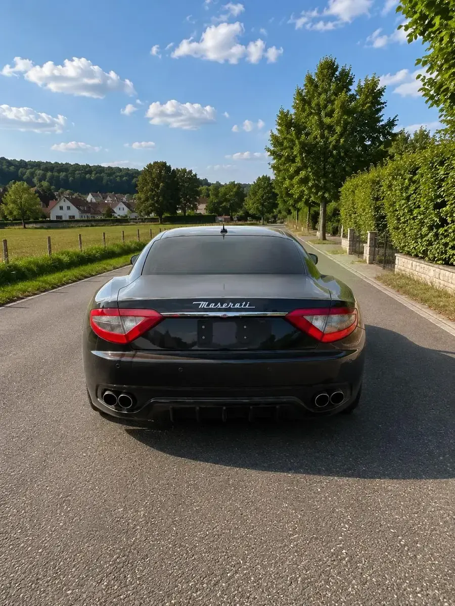 Gebraucht Maserati Granturismo 420 PS (308 kW) 2008 Schwarz Coupé