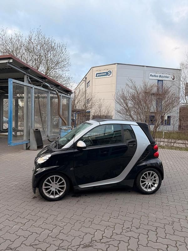 Gebraucht Smart ForTwo Cabrio 84 PS (61 kW) 2007 Schwarz Cabrio