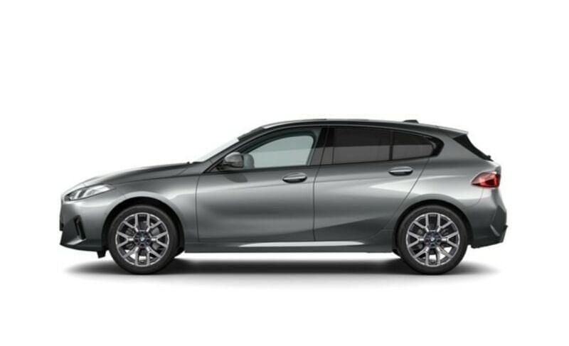 Neu BMW 120 156 PS (114 kW) 2026 Skyscraper grau metallic Kleinwagen