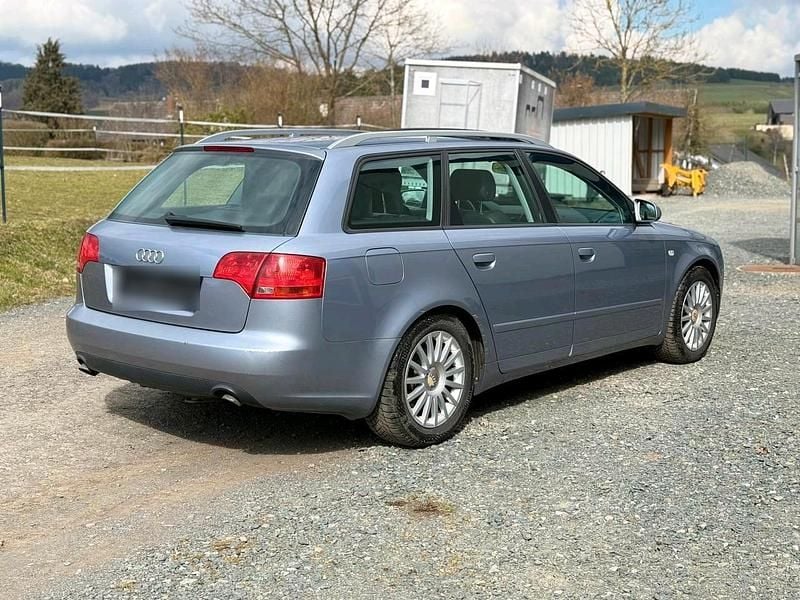 Gebraucht Audi A4 163 PS (119 kW) 2005 Grau Kombi