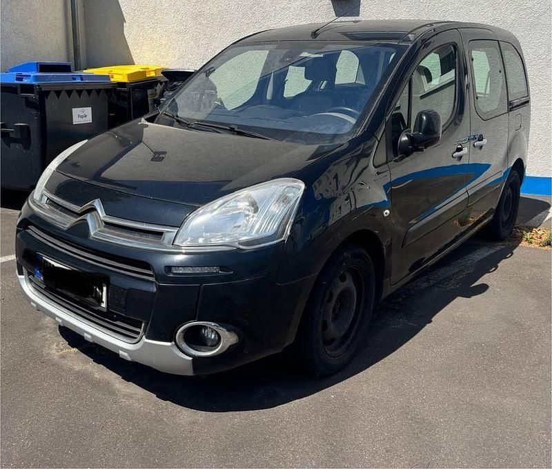 Schwarz Gebraucht 2014 Citroën Berlingo Attraction Van / Kleinbus | 2.700 € (Superpreis) - Bild 1/4