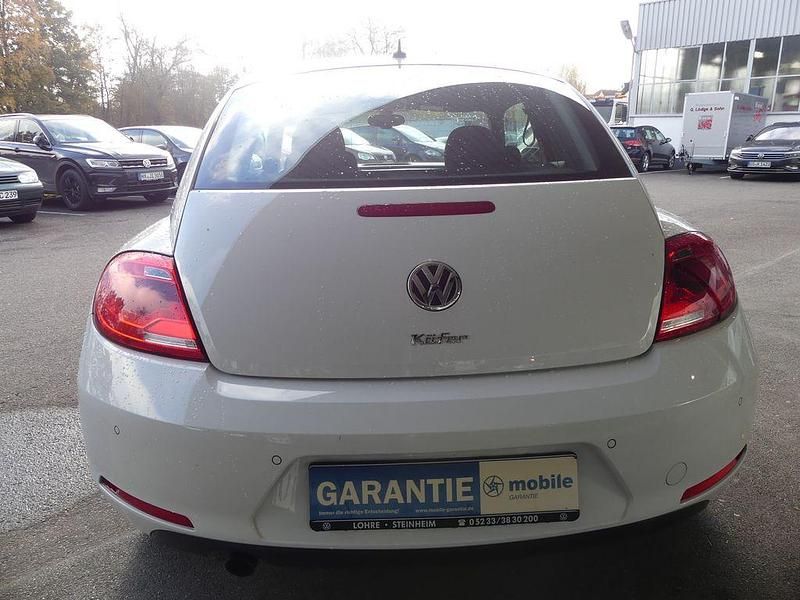 Gebraucht VW Beetle 105 PS (77 kW) 2016 Weiß Kleinwagen