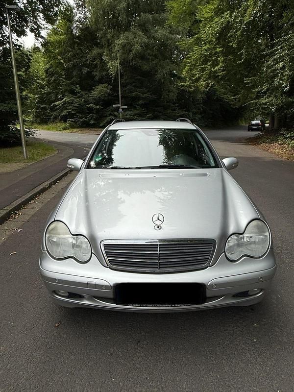 Silber Gebraucht 2003 Mercedes C180 Classic Kombi | 1.150 € (Superpreis) - Bild 1/4