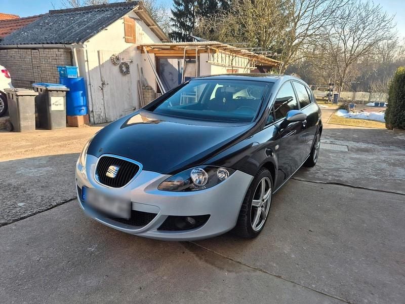 Gebraucht Seat Leon 102 PS (75 kW) 2006 Schwarz Kleinwagen