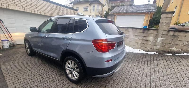 Gebraucht BMW X3 184 PS (135 kW) 2011 Silber SUV