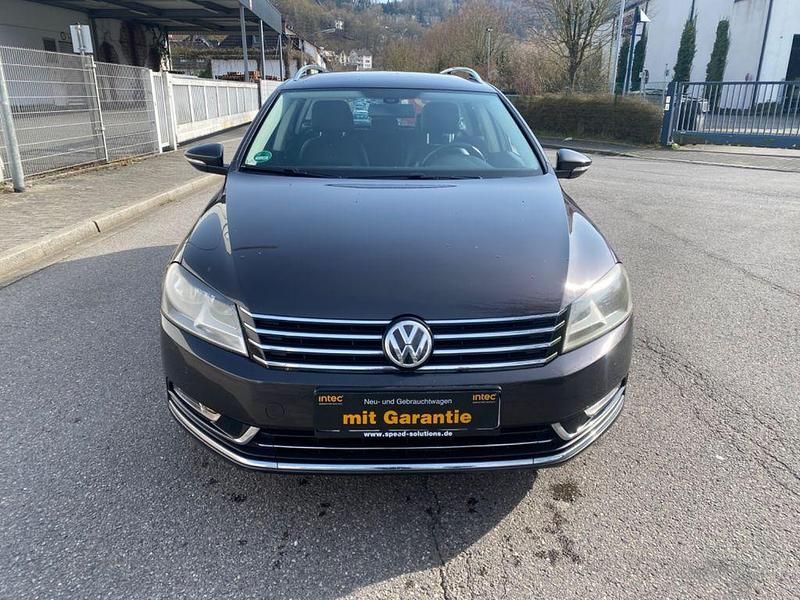 Gebraucht VW Passat Highline 160 PS (117 kW) 2011 Braun Kombi