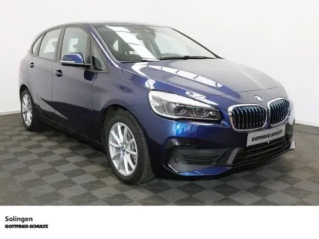 Gebraucht BMW 225 Active Tourer Advantage 224 PS (164 kW) 2018 Blau Van / Kleinbus