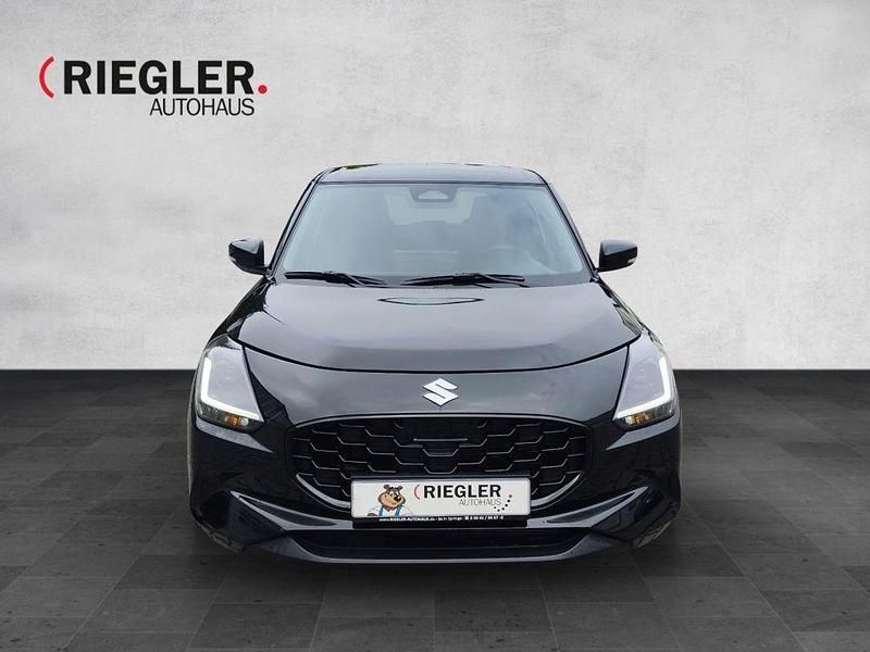 Neu Suzuki Swift Comfort+ 83 PS (61 kW) 2025 Schwarz Kleinwagen