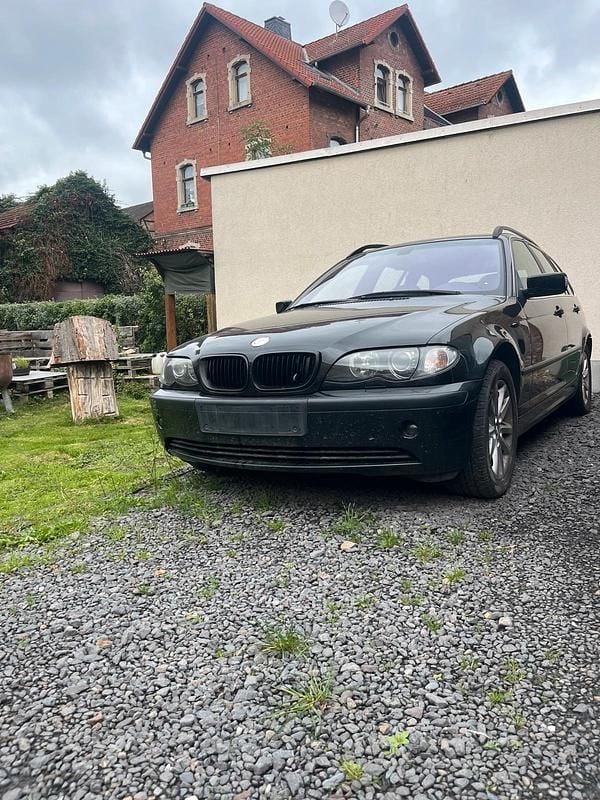 Gebraucht BMW 320 170 PS (125 kW) 2004 Schwarz Kombi