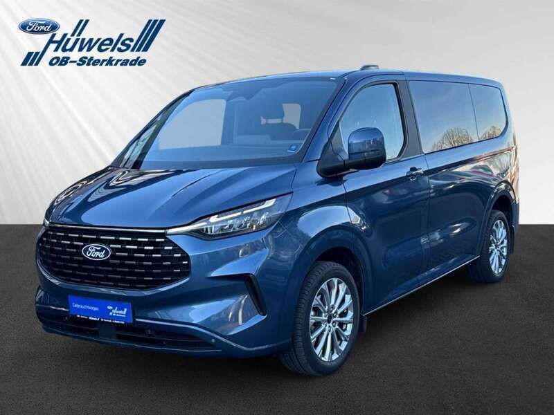 Blau Gebraucht 2024 Ford Tourneo Custom Titanium Van / Kleinbus | 47.990 € (Teuer) - Bild 1/4