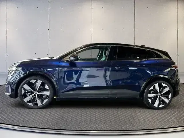 Używany Renault Megane E-Tech Techno 2022 Andere Sedan/Limuzyna