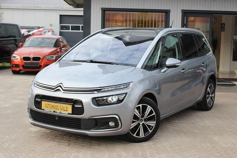 Grau Gebraucht 2018 Citroën Grand C4 Picasso Shine Van / Kleinbus | 13.999 € (Fairer Preis) - Bild 1/4