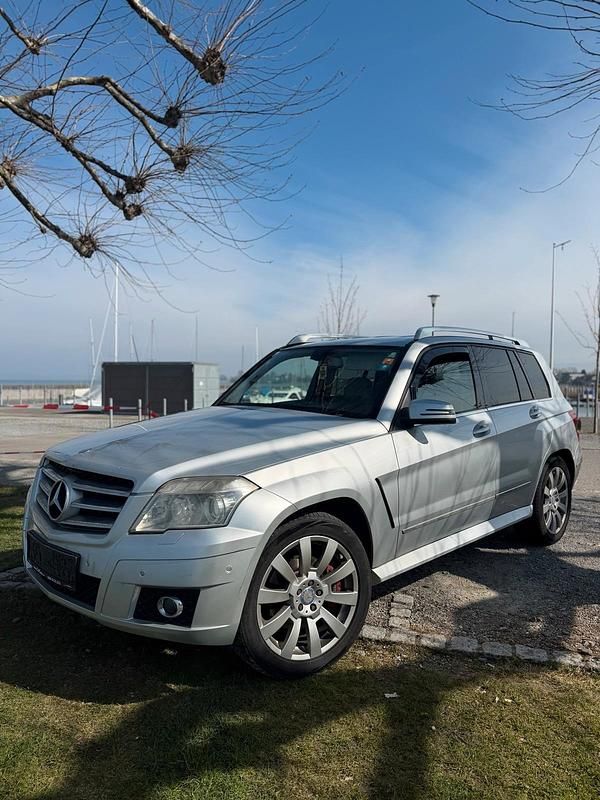 Gebraucht Mercedes GLK320 224 PS (164 kW) 2009 Silber SUV