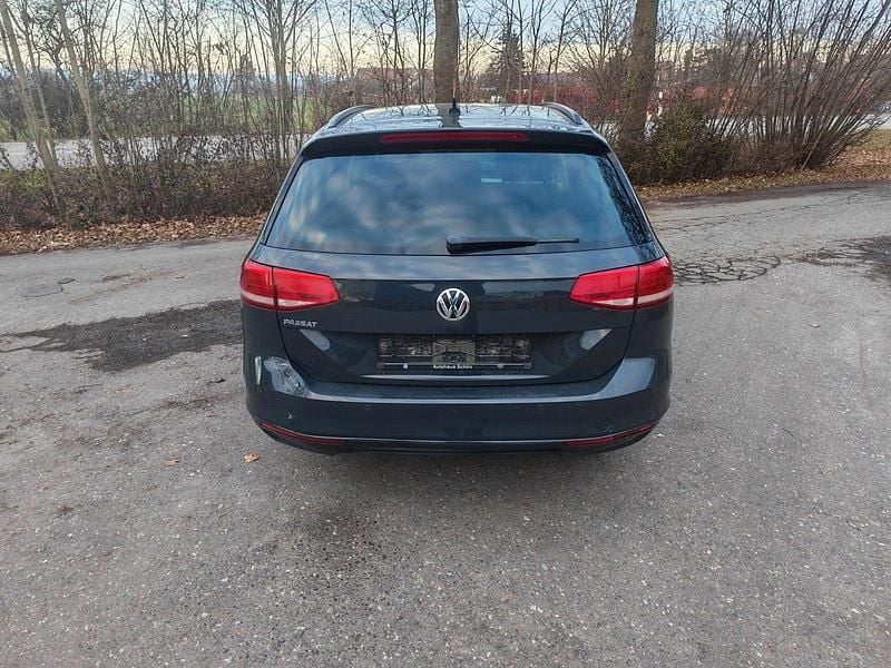 Gebraucht VW Passat Comfortline 150 PS (110 kW) 2016 Kombi