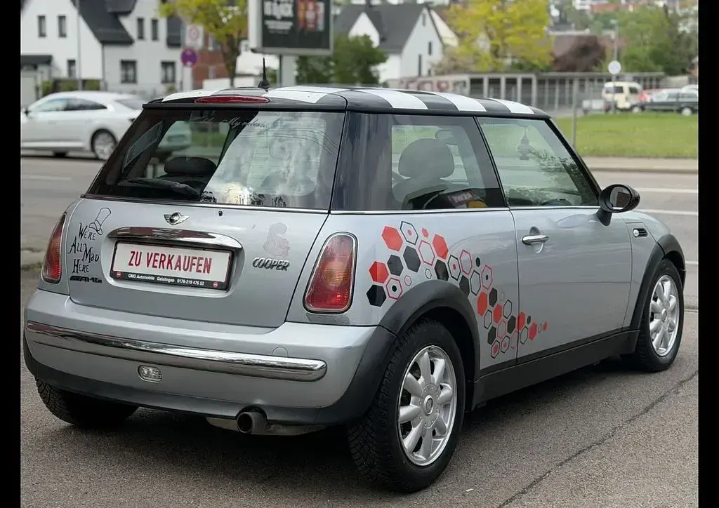Używany Mini Cooper 116 KM (85 kW) 2002 Srebrny Hatchback