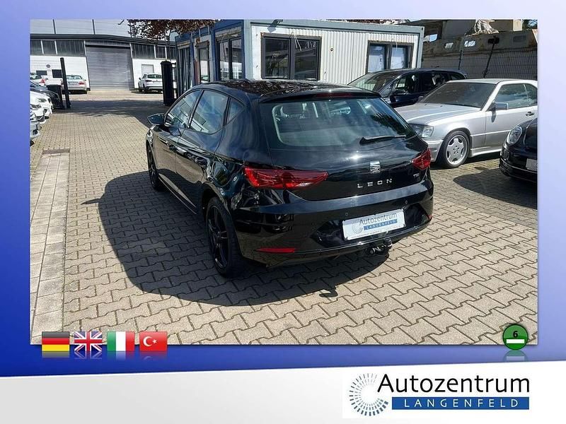 Gebraucht Seat Leon Stylance 131 PS (96 kW) 2020 Schwarz (metallic) Limousine