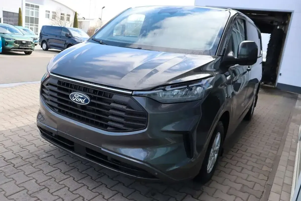 Neu Ford Transit Custom Limited 170 PS (125 kW) 2026 Magnetic metallic Van