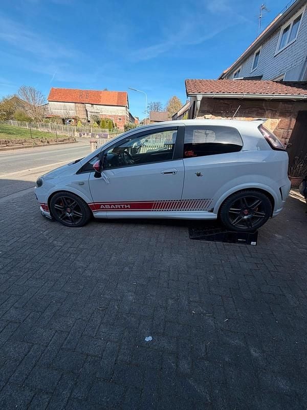 Gebraucht Abarth Punto Evo 163 PS (119 kW) 2012 Beige Kleinwagen