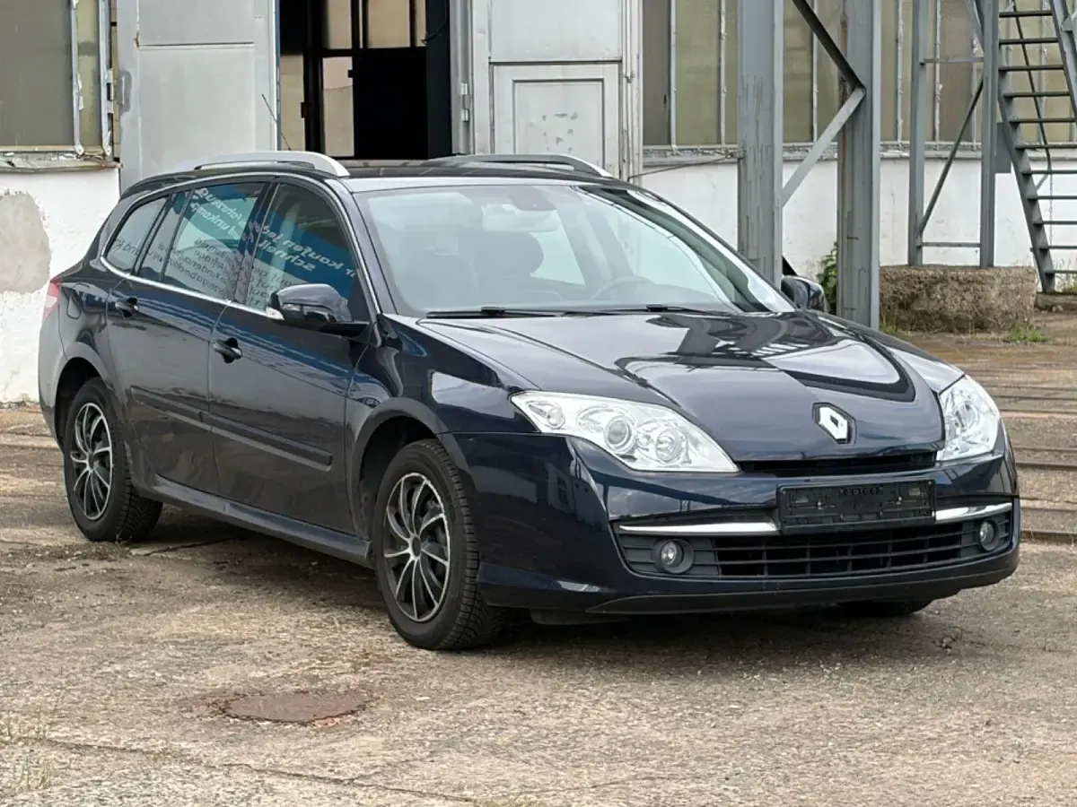 Gebraucht Renault Laguna III 140 PS (102 kW) 2008 Blau Limousine