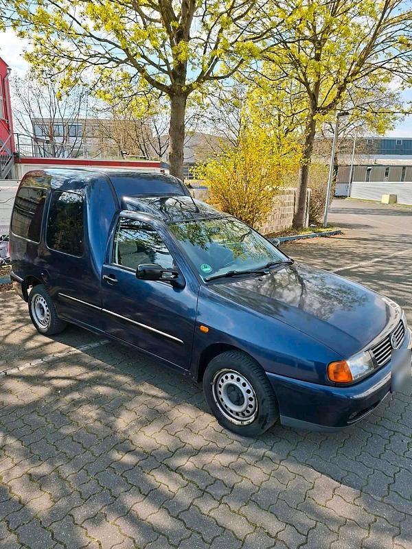 Second-hand VW Caddy 65 CP (47 kW) 2002 Albastru Monovolum