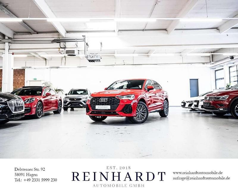 Tangorot metallic Gebraucht 2021 Audi Q3 Sportback Ambiente SUV | 33.115 € (Superpreis) - Bild 1/3