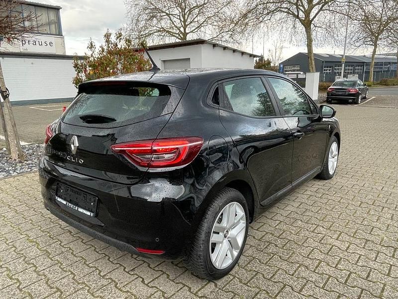 Gebraucht Renault Clio V Zen 91 PS (66 kW) 2021 Schwarz Limousine