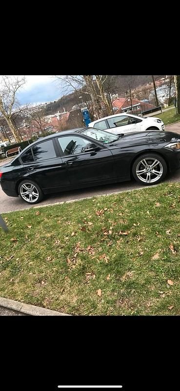 Schwarz Gebraucht 2014 BMW 316 Advantage Limousine | 8.500 € (Fairer Preis) - Bild 1/4