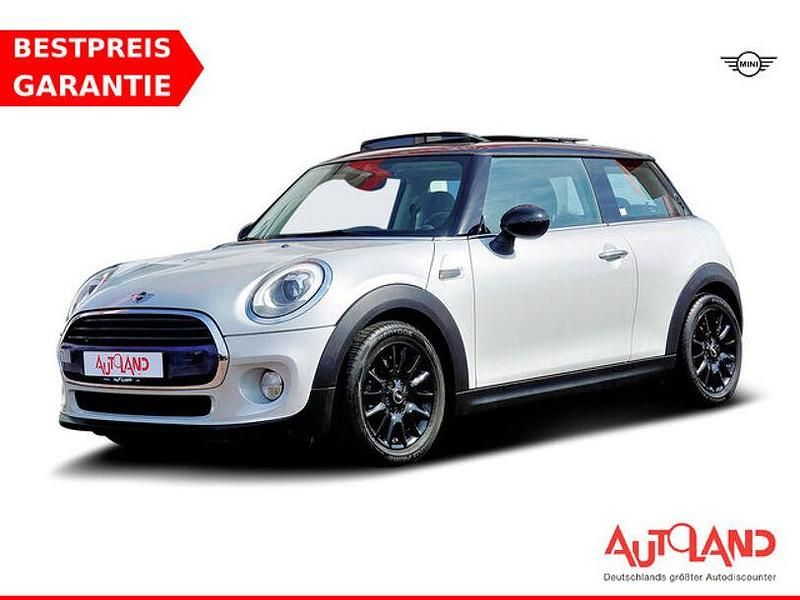Silber Gebraucht 2017 Mini Cooper Kleinwagen | 16.990 € (Etwas zu teuer) - Bild 1/4