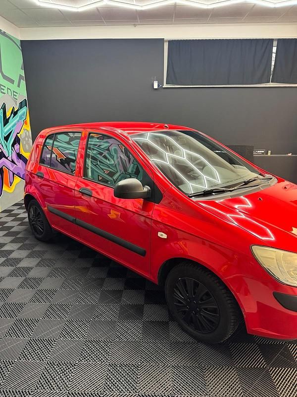 Gebraucht Hyundai Getz 67 PS (49 kW) 2008 Rot Kleinwagen