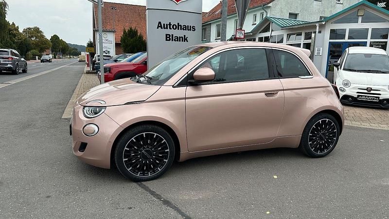 Gold Gebraucht 2021 Fiat 500e Icon Kleinwagen | 16.900 € (Guter Preis) - Bild 1/4