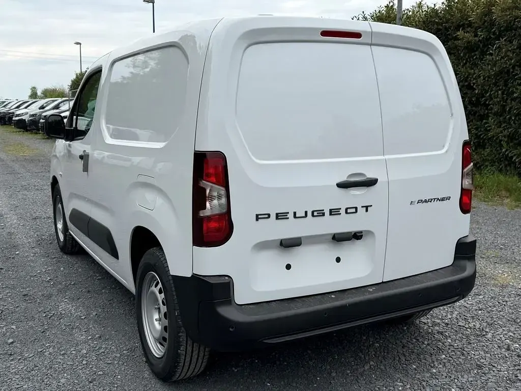 Neu Peugeot E-Partner 100 kW (136 PS) 2026 Weiß Van / Kleinbus