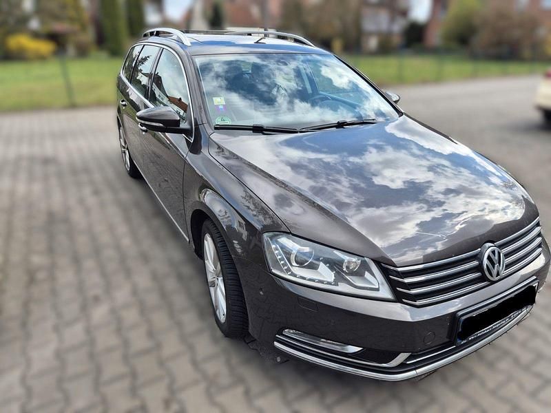 Gebraucht VW Passat Highline 177 PS (130 kW) 2013 Braun Kombi