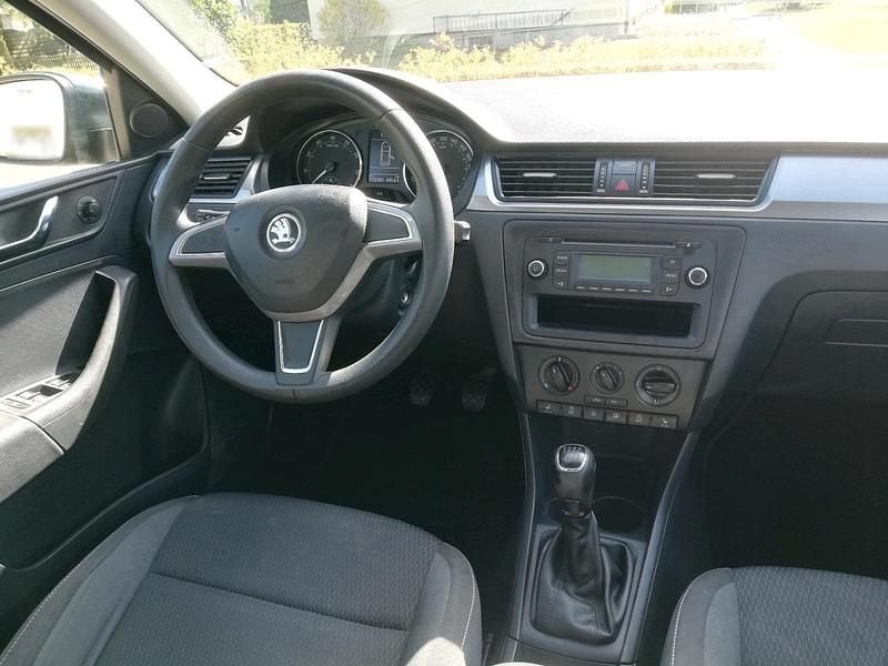 Second-hand Skoda Rapid 105 CP (77 kW) 2014 Gri Hatchback
