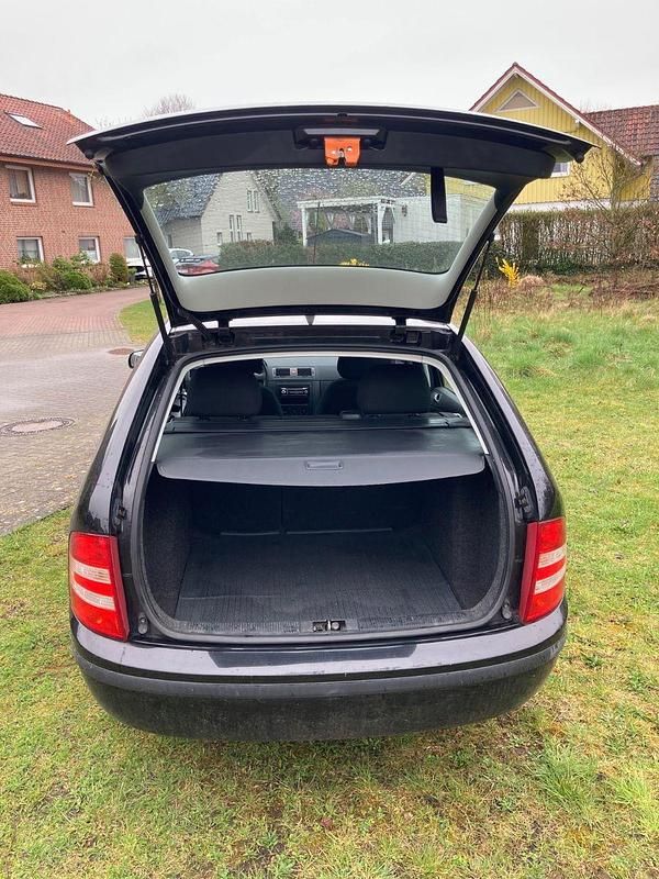 Gebraucht Skoda Fabia Classic 64 PS (47 kW) 2006 Schwarz Kombi
