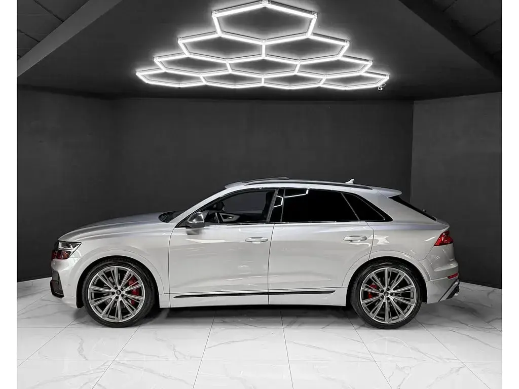 Gebraucht Audi SQ8 Sport 507 PS (372 kW) 2021 Silber SUV