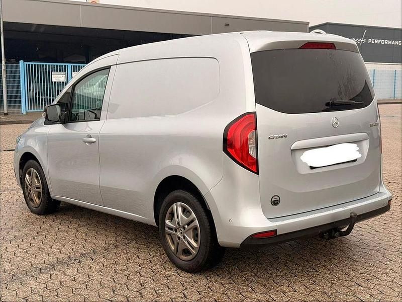 Gebraucht Mercedes Citan 112 116 PS (85 kW) 2022 Silber Van / Kleinbus