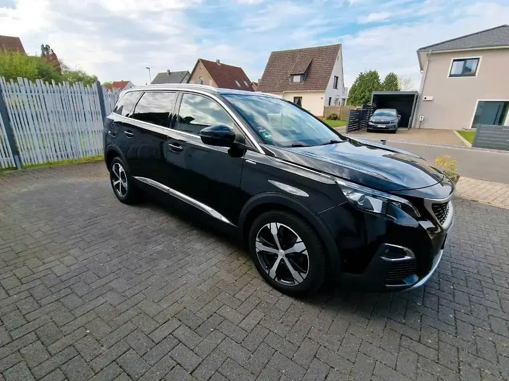 Gebraucht Peugeot 5008 GT-line 165 PS (121 kW) 2018 Schwarz SUV