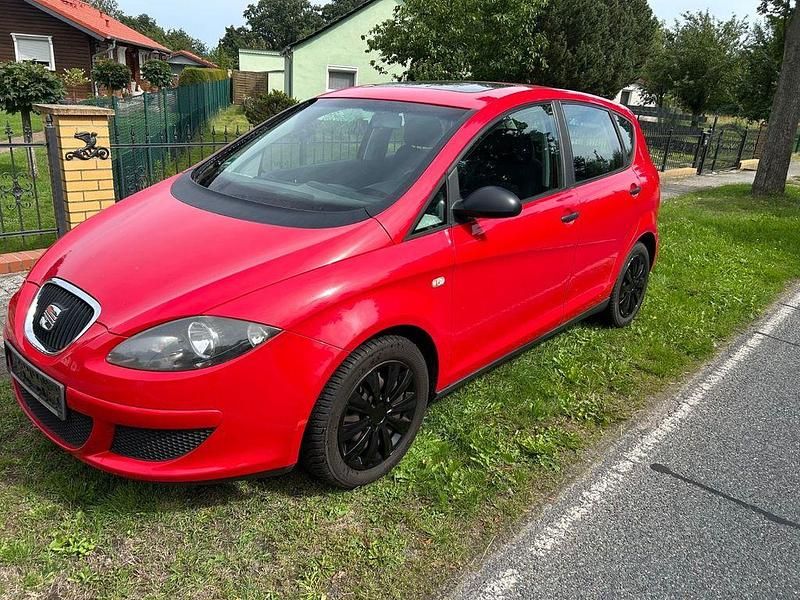 Gebraucht 2005 Seat Altea Reference Van / Kleinbus | 1.800 € (Guter Preis) - Bild 1/4
