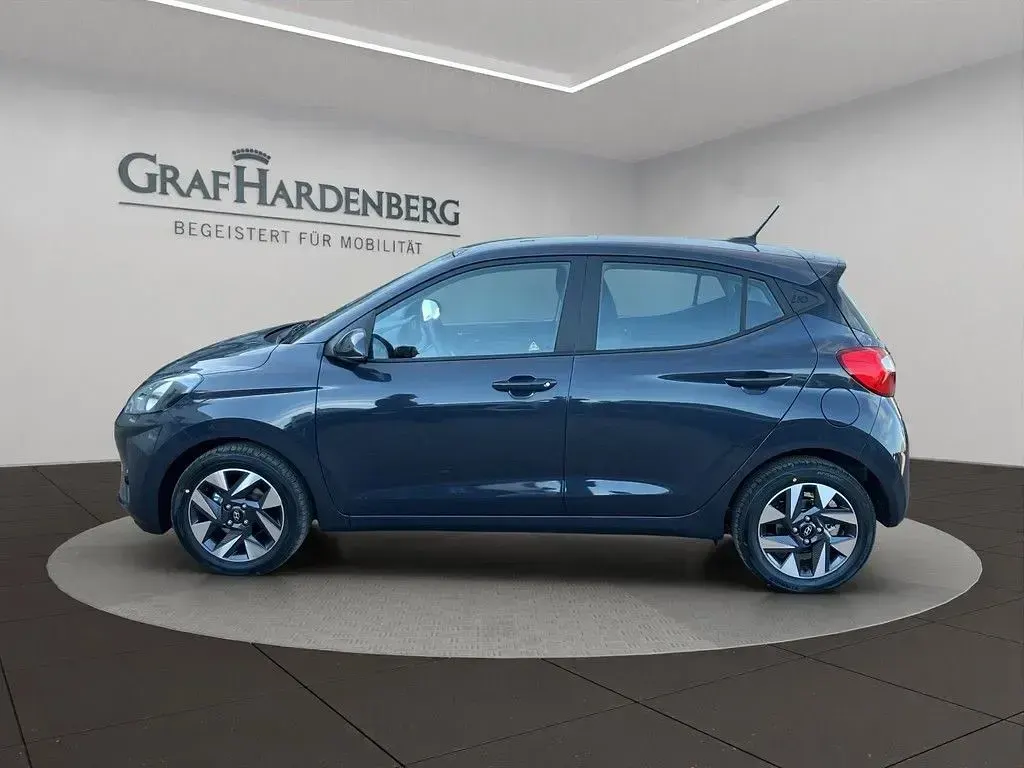 Gebraucht Hyundai i10 Trend 63 PS (46 kW) 2025 Aurora grey / met Kleinwagen