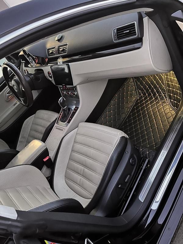 Second-hand VW CC 300 CP (220 kW) 2014 Negru Berlinǎ