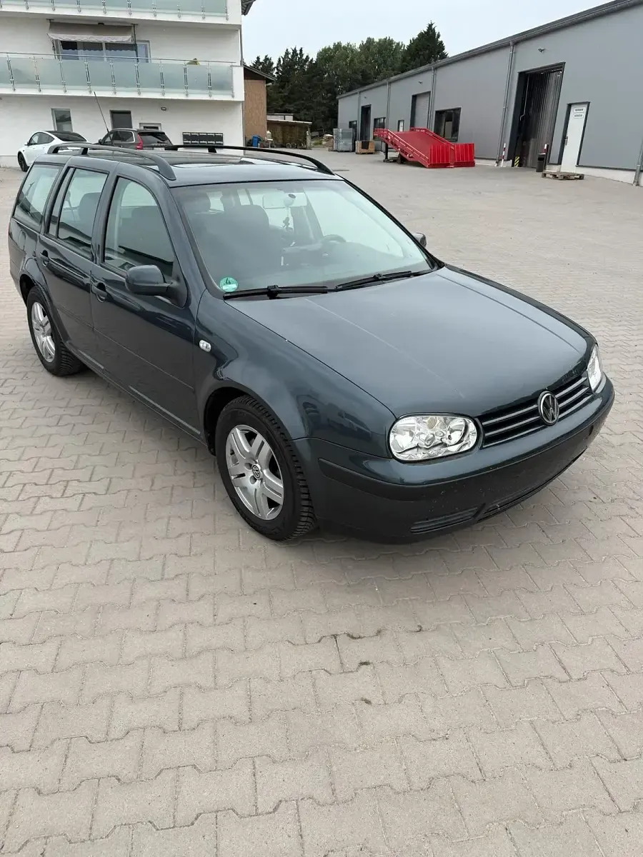 Gebraucht VW Golf IV Edition 105 PS (77 kW) 2002 Grau Kombi