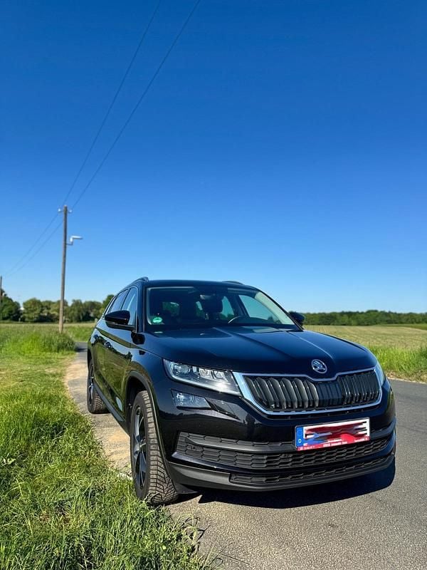 Schwarz Gebraucht 2021 Skoda Kodiaq Style SUV | 23.800 € (Fairer Preis) - Bild 1/4