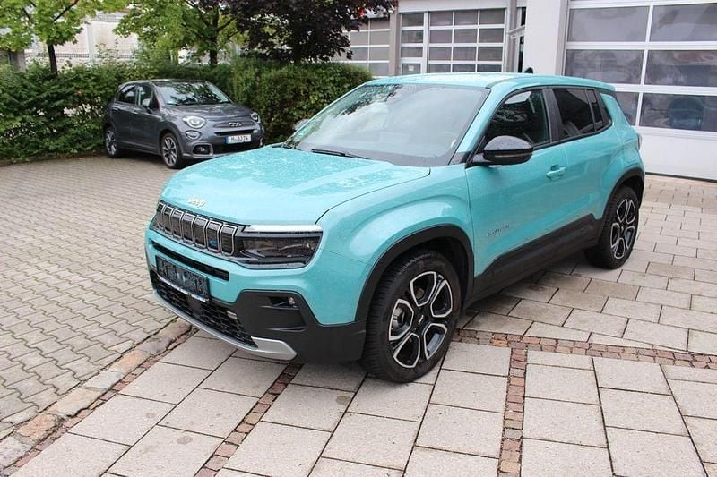 Diamond blue Gebraucht 2023 Jeep Avenger EV Altitude SUV | 22.900 € (Superpreis) - Bild 1/4