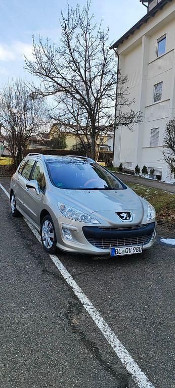 Grau Gebraucht 2008 Peugeot 308 Sport Limousine | 3.600 € (Etwas zu teuer) - Bild 1/4