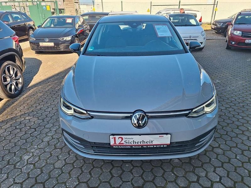 Gebraucht VW Golf VIII Move 116 PS (85 kW) 2024 Grau Limousine