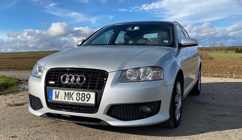 Silber Gebraucht 2005 Audi A3 Sportback S-Line Kleinwagen | 3.999 € (Fairer Preis) - Bild 1/4