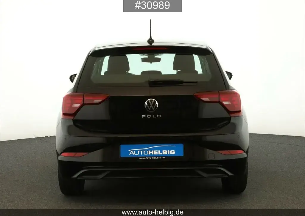 Gebraucht VW Polo Life 95 PS (69 kW) 2023 Deep black perleffekt Kleinwagen
